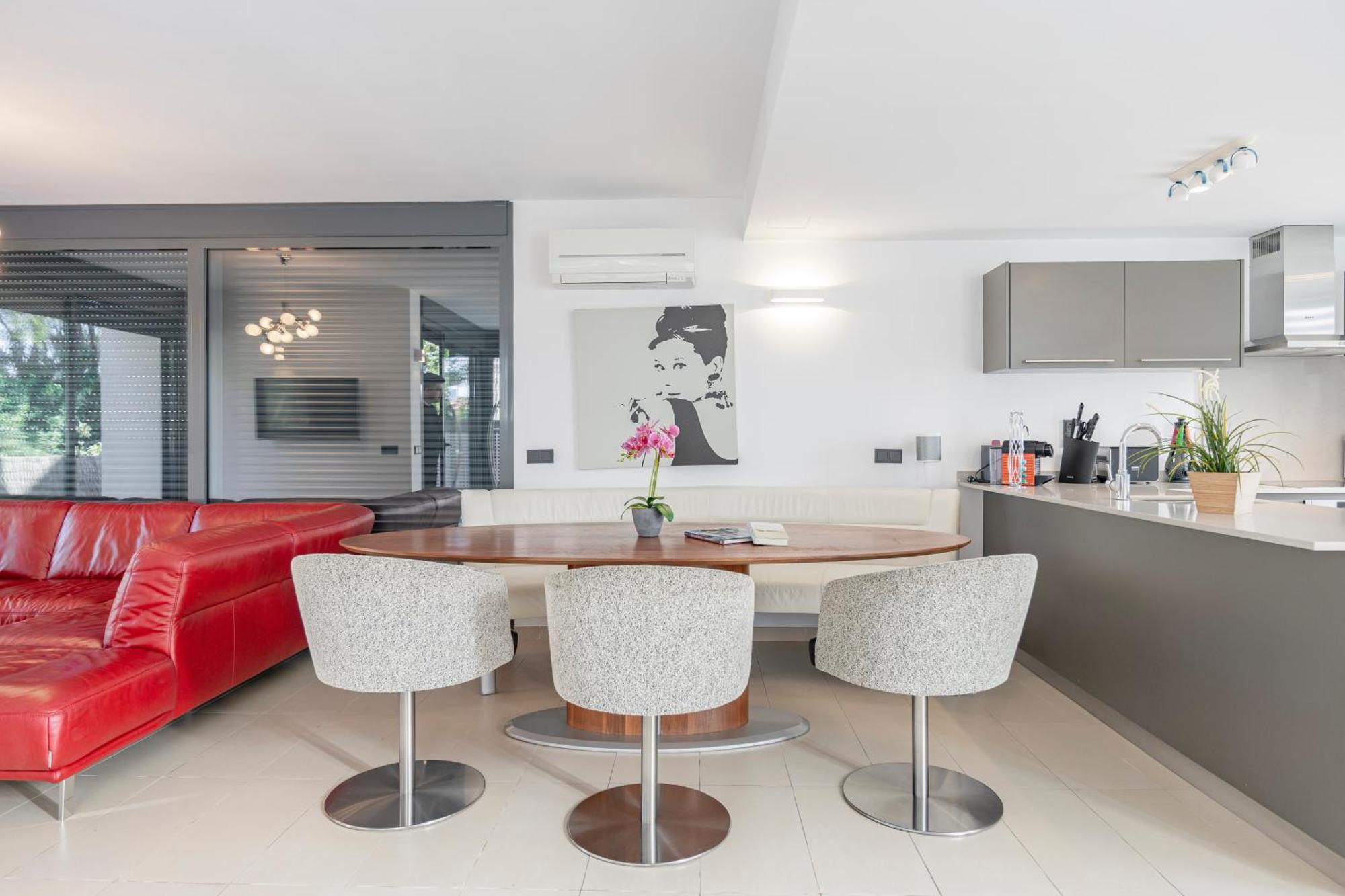 Villa Pam Beach House Playa De Muro - 200M To Beach With Hot Tub Alcudia  Bagian luar foto