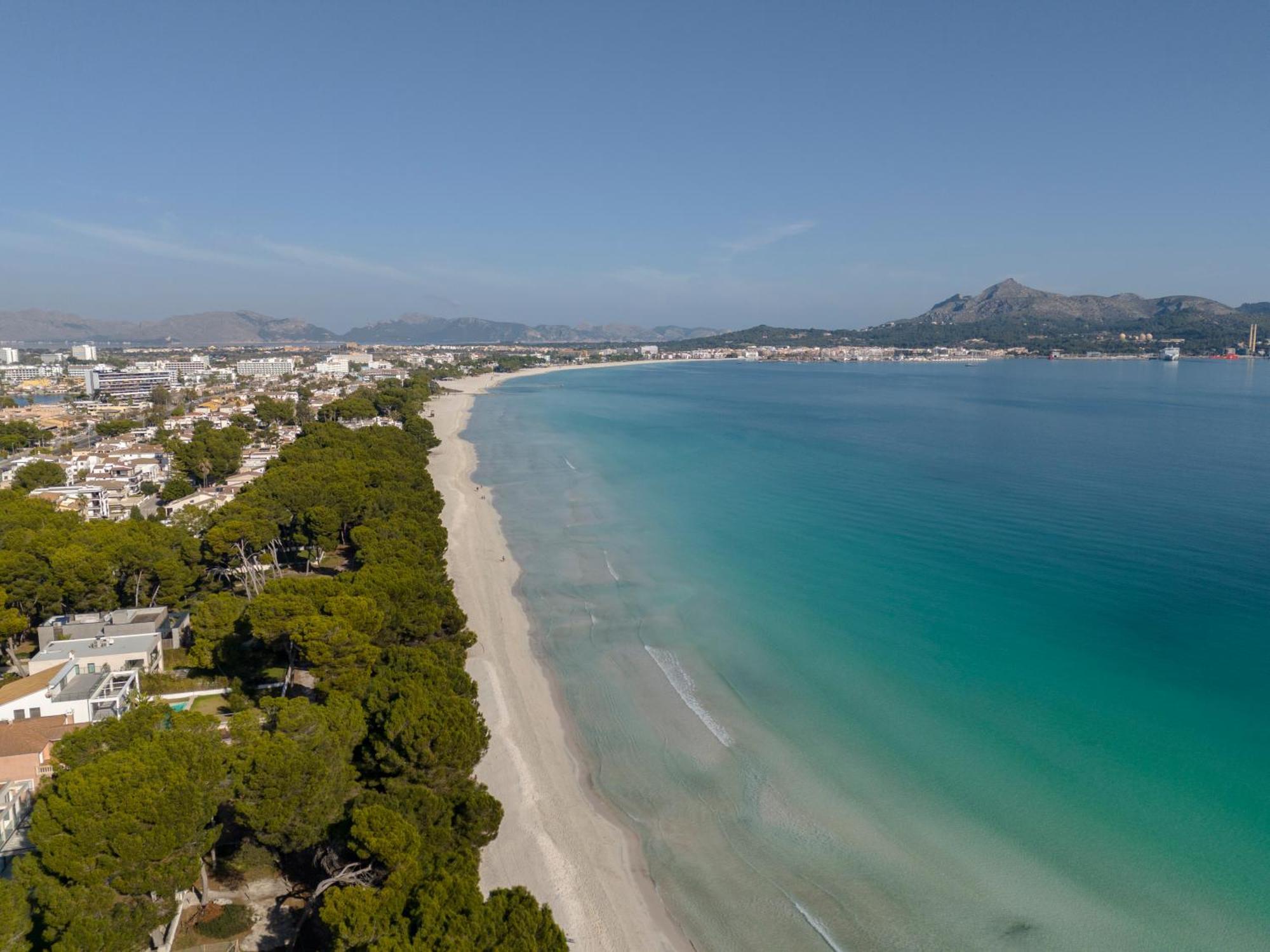 Villa Pam Beach House Playa De Muro - 200M To Beach With Hot Tub Alcudia  Bagian luar foto